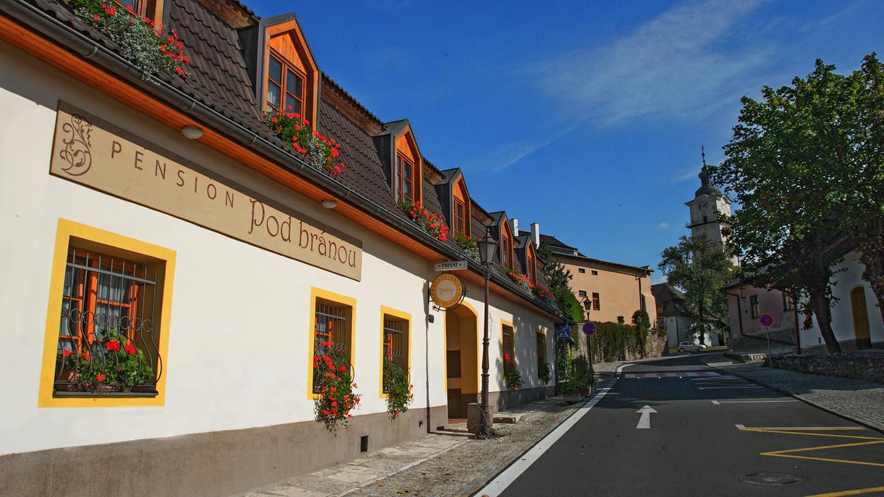 Penzión Pod bránou Poprad Exterior foto